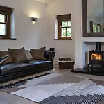 펜션 1 Bed In Oc-lcc50 코니스턴
